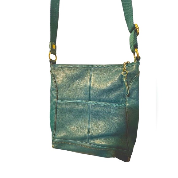 🛑SOLD🛑 The Sak Iris Teal Pebbled Leather Crossbody Bag Purse - Picture 3 of 9